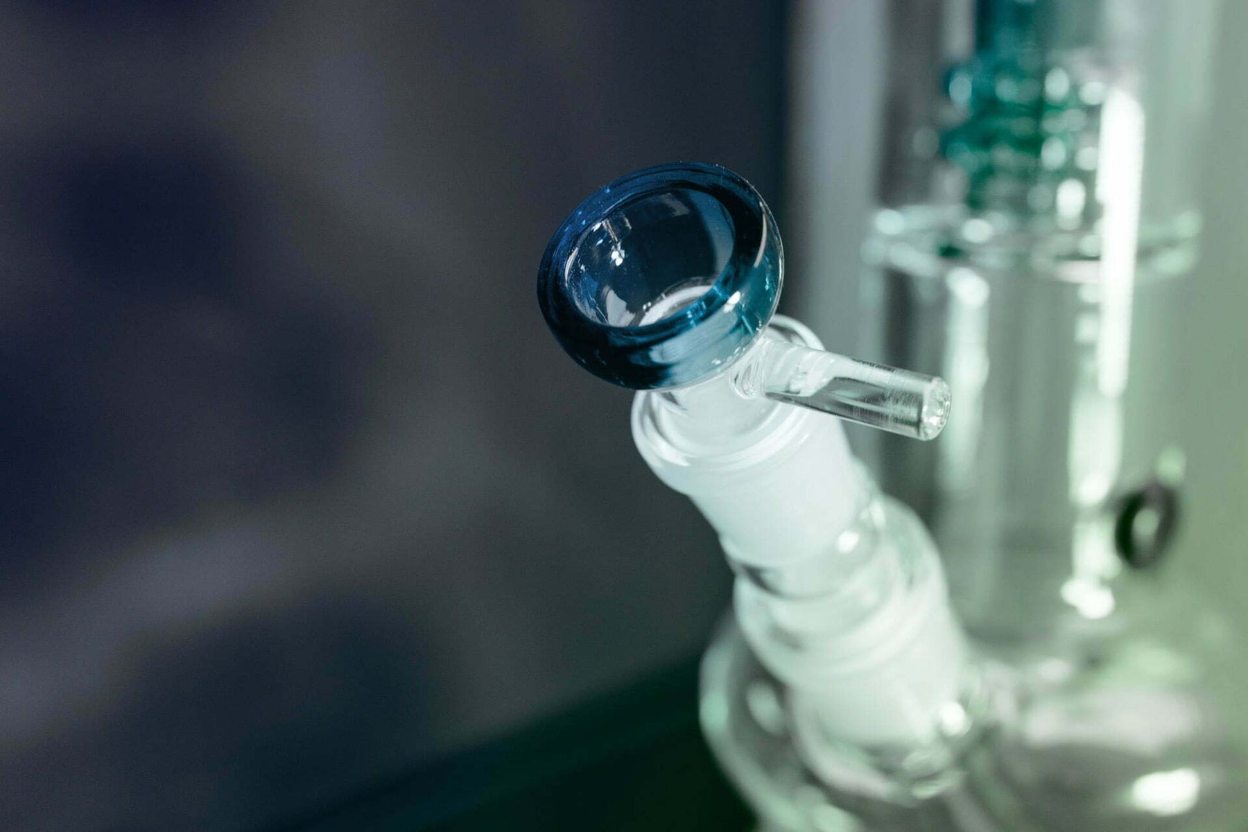 Percolator Bongs 101: Function, Types, and Benefits