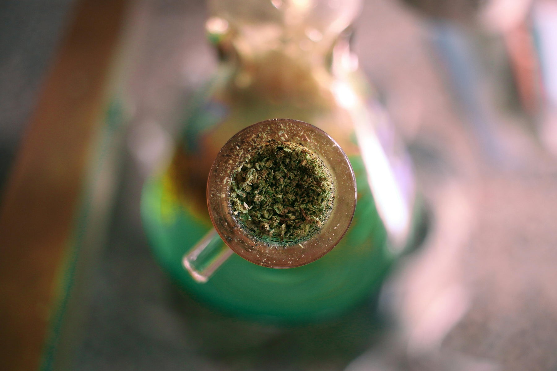 bong cleaning