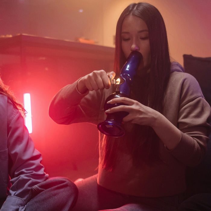 bong and pipe