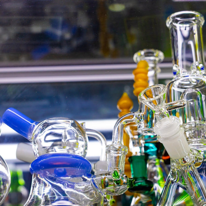 bongs cleaning