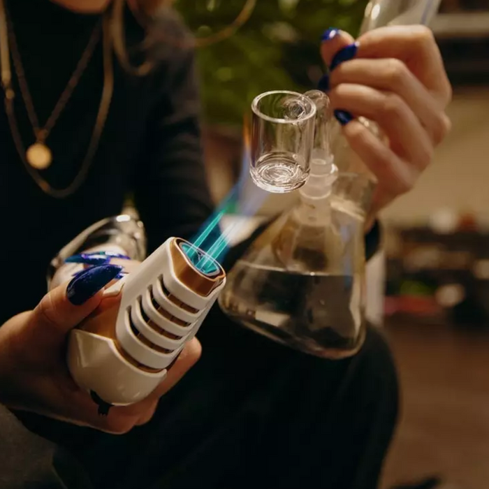 buy bongs toronto