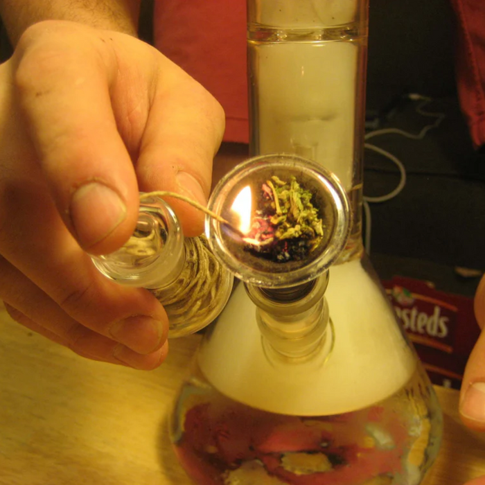 where to buy bongs in vancouver