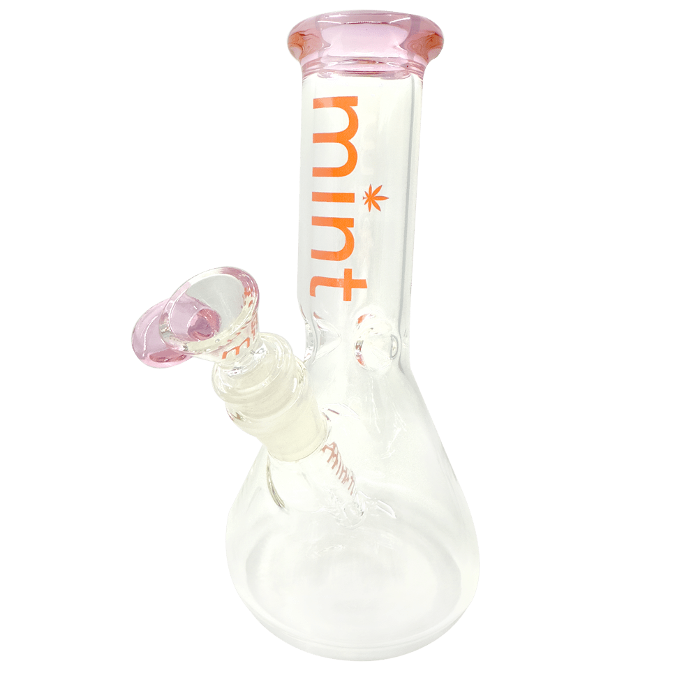 TORONTO'S GLASS BONG VARIETY